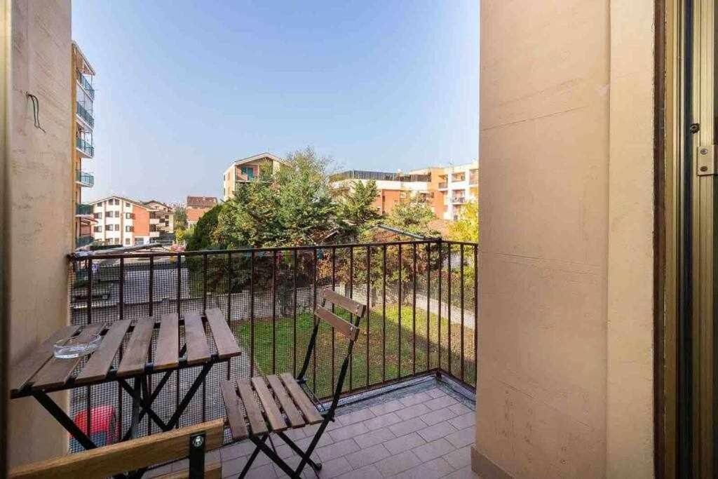 Appartamento A Pochi Passi Dalla Stazione Comodo A Coppie E Famiglie, Casa Ferrucci 콜레뇨 외부 사진