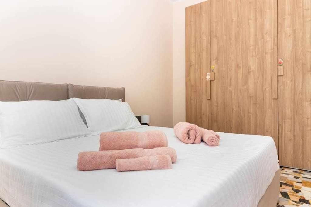 Appartamento A Pochi Passi Dalla Stazione Comodo A Coppie E Famiglie, Casa Ferrucci 콜레뇨 외부 사진