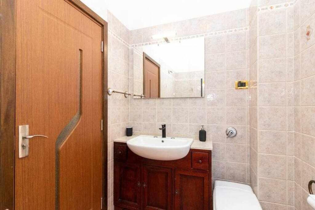 Appartamento A Pochi Passi Dalla Stazione Comodo A Coppie E Famiglie, Casa Ferrucci 콜레뇨 외부 사진